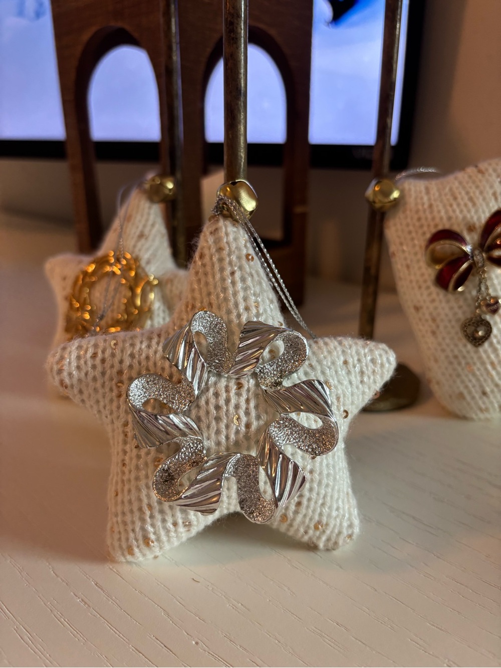 Silver Swirl Sparkle Pendant brooch on Star Ornament- Silver Tone
